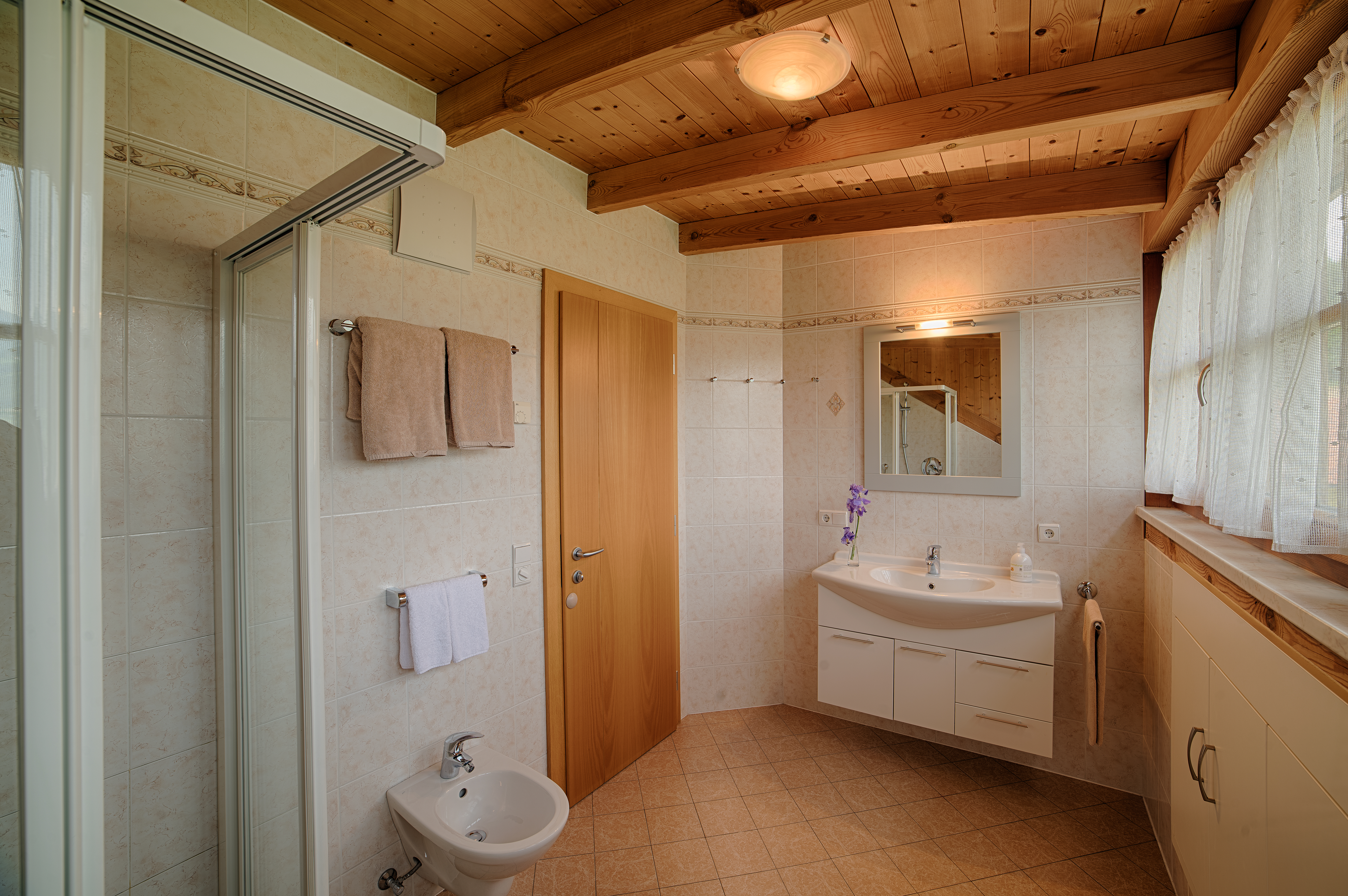MOARBERG000281 HDR